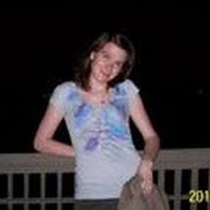 Meet your Posher, Caitlin